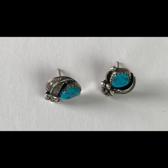Vintage Authentic Turquoise Stone Earrings .925 Silver Signed - Picture 3 of 8